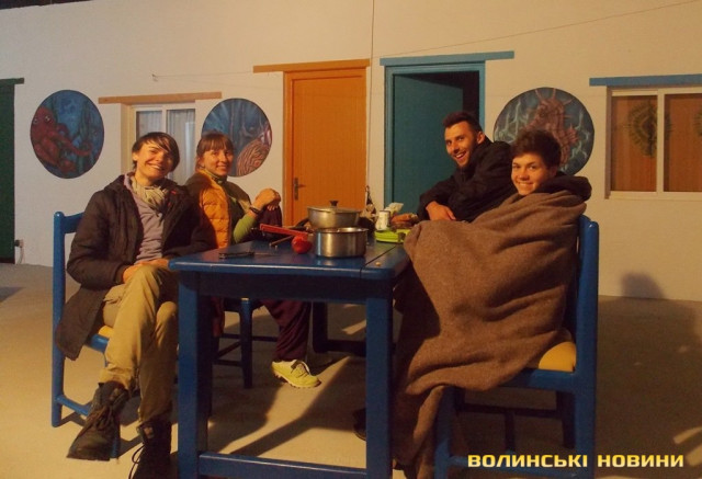 щовечірні посиденьки